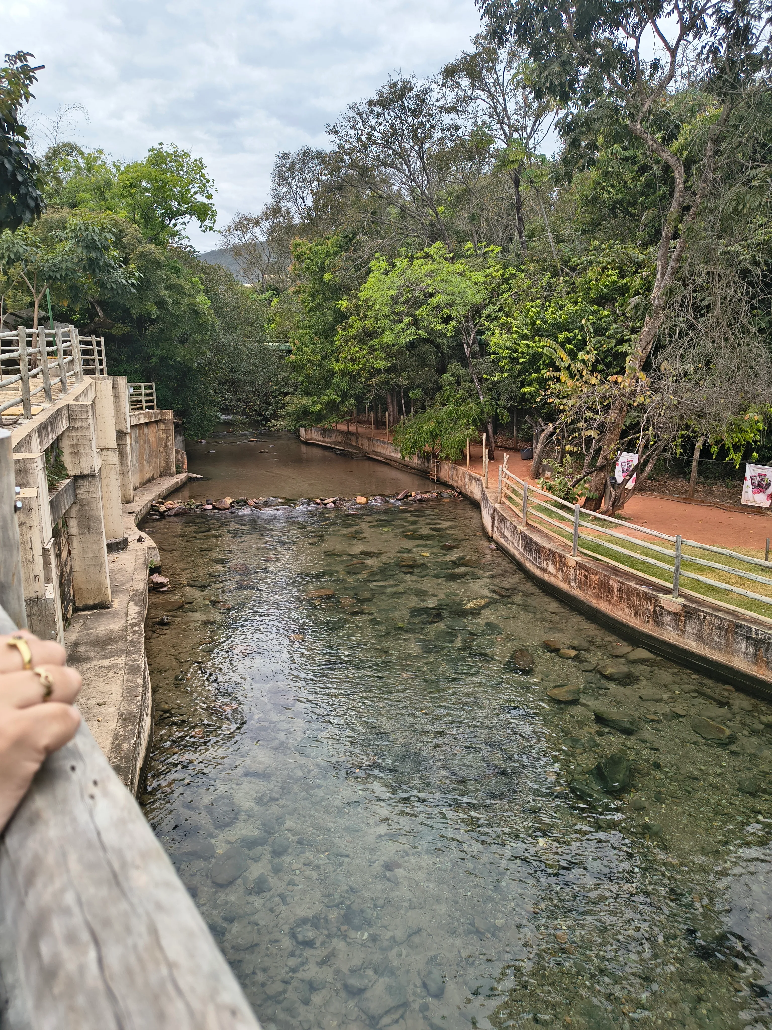 Esplanada Thermas Park: piscina natural de águas termais — foto 3