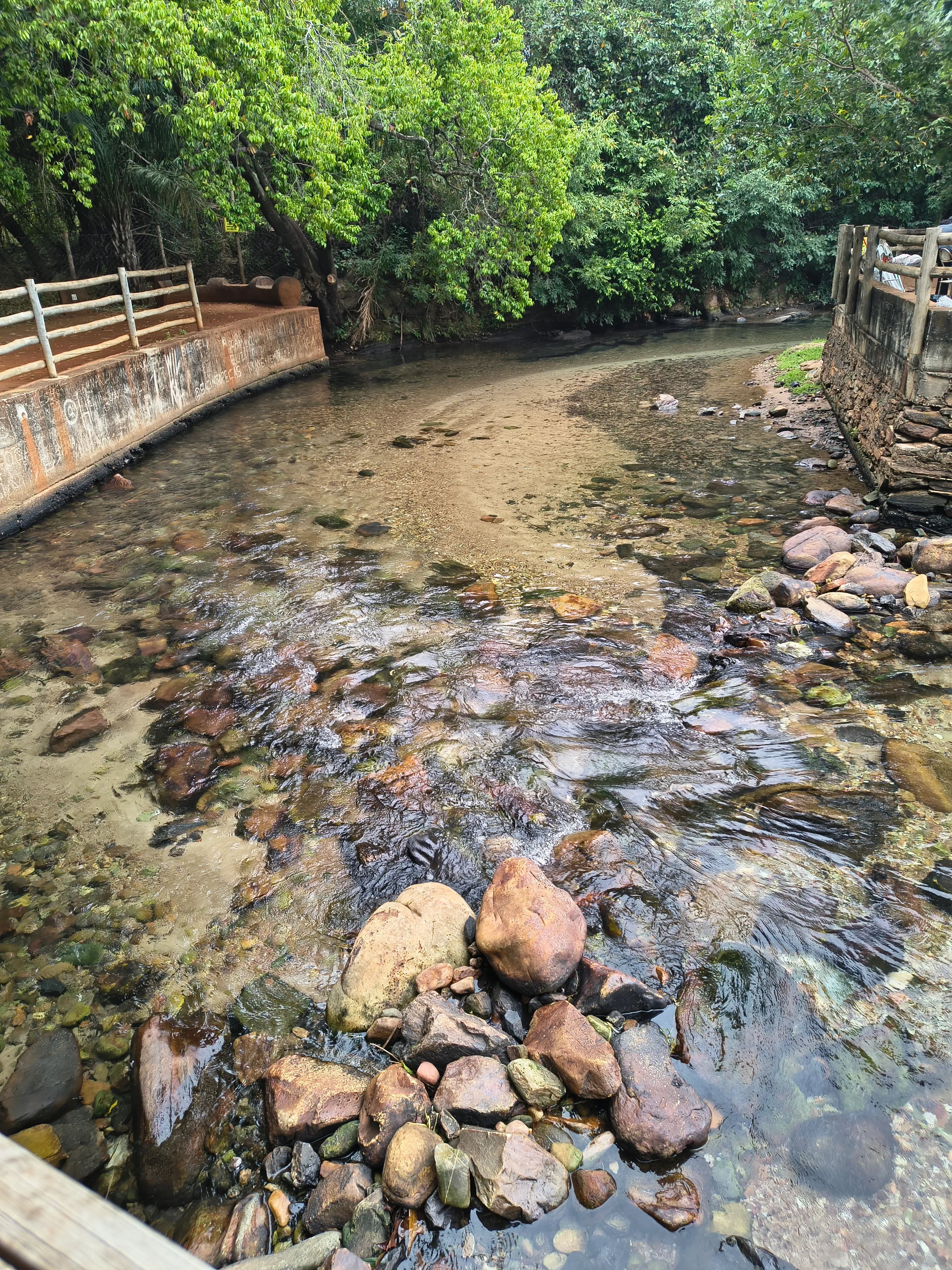 Esplanada Thermas Park: piscina natural de águas termais — foto 16